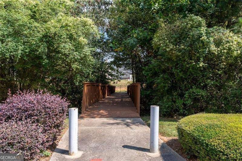 2748 Village Park Drive Ellenwood - 45