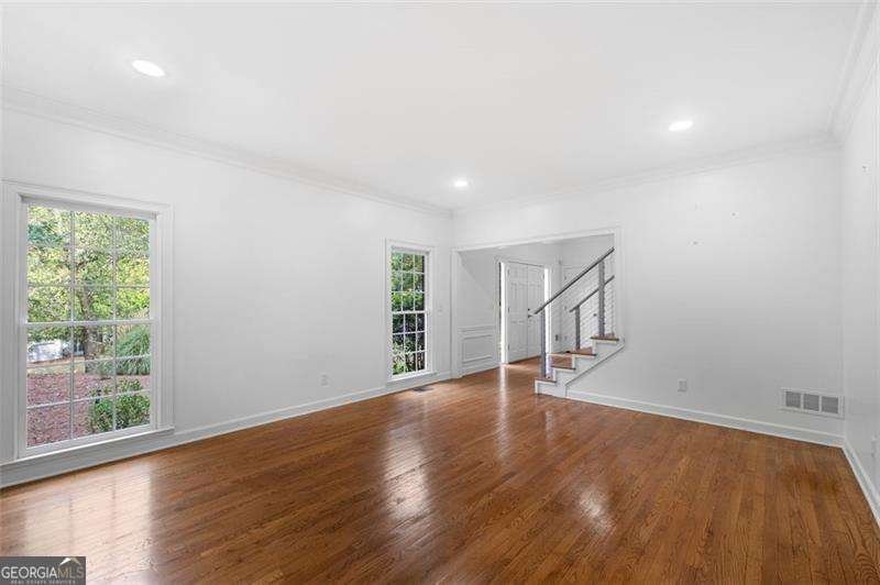 8705 River Bluff Lane Roswell - 12