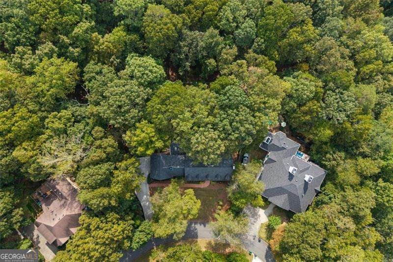 8705 River Bluff Lane Roswell - 56