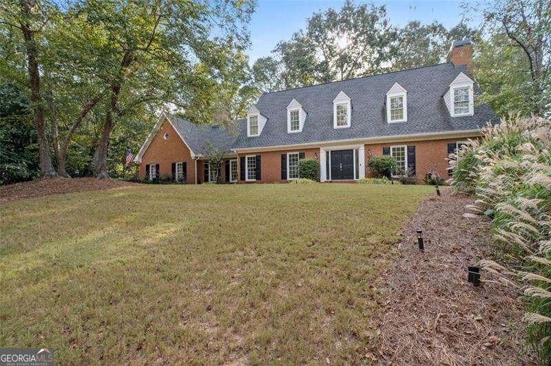 8705 River Bluff Lane Roswell - 6