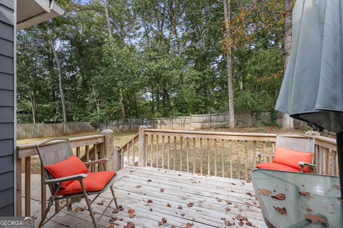 6841 Woodcreek Lane Douglasville - 43