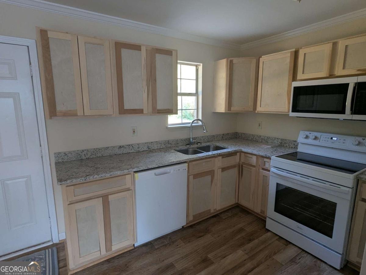 6085 Hotel Street Austell - 12