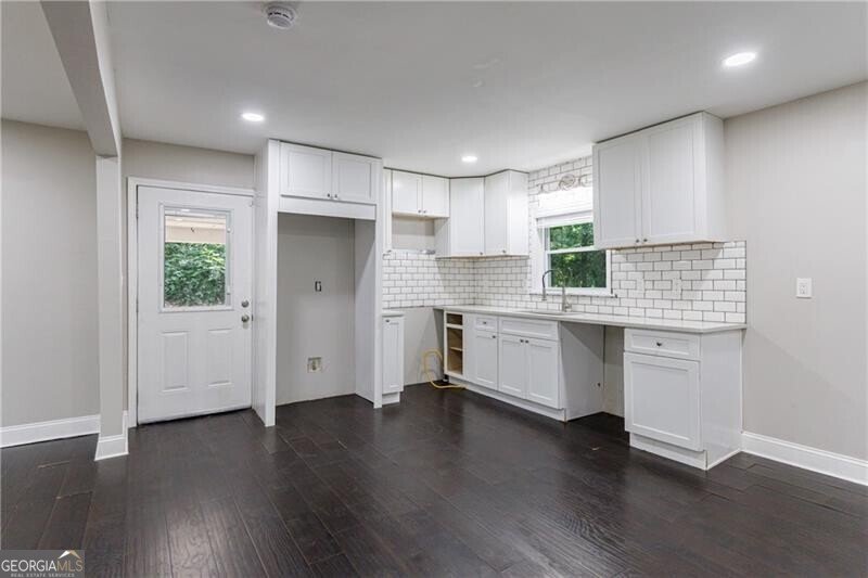 4305 Christine Court Decatur - 24