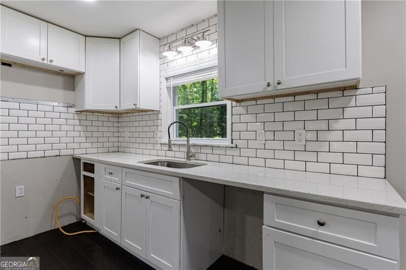 4305 Christine Court Decatur - 27