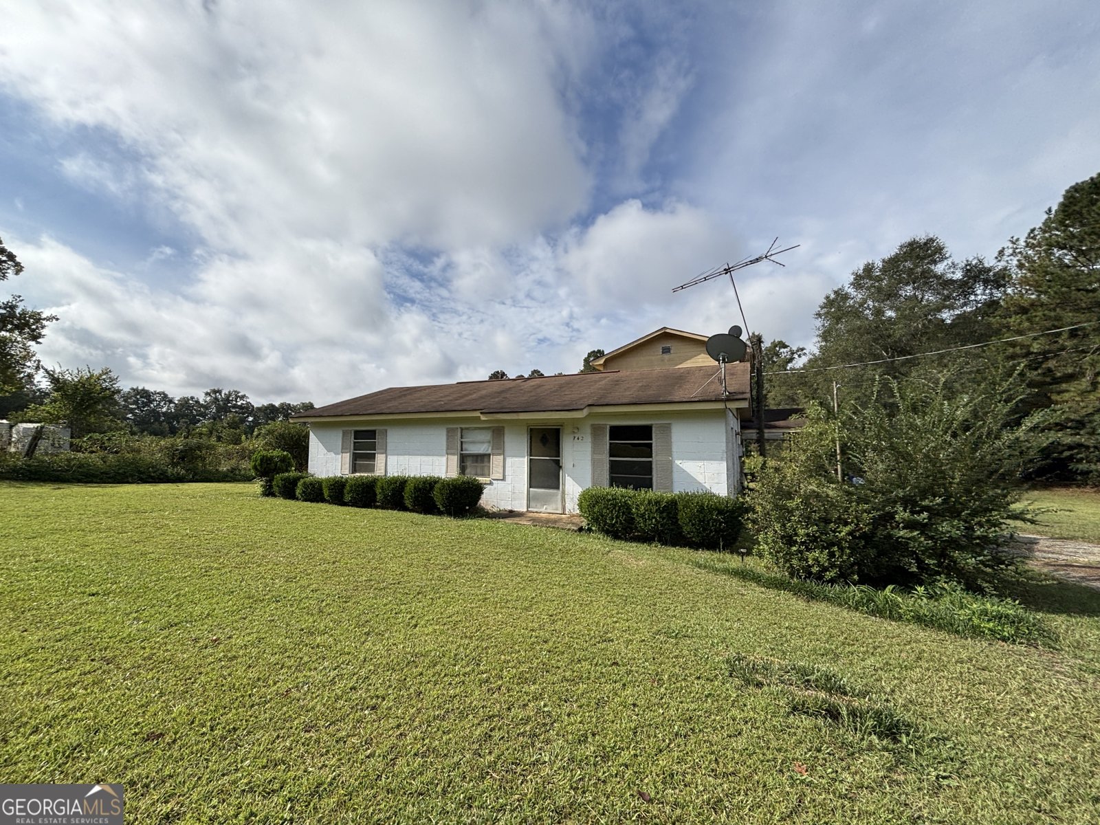 742 Cary Road Cochran - 19