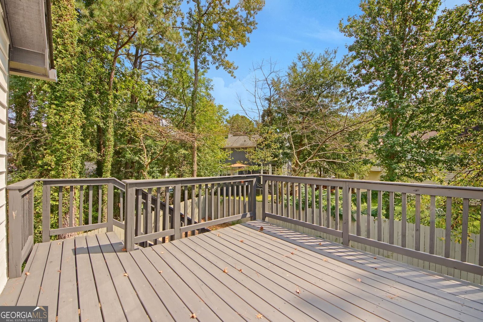 295 LAMDEN Court Lawrenceville - 27