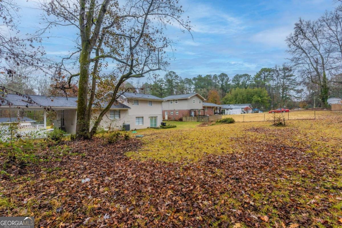 2761 Whisper Court Douglasville - 28