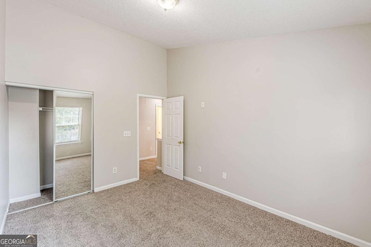 5850 Sable Glen Road Atlanta - 18