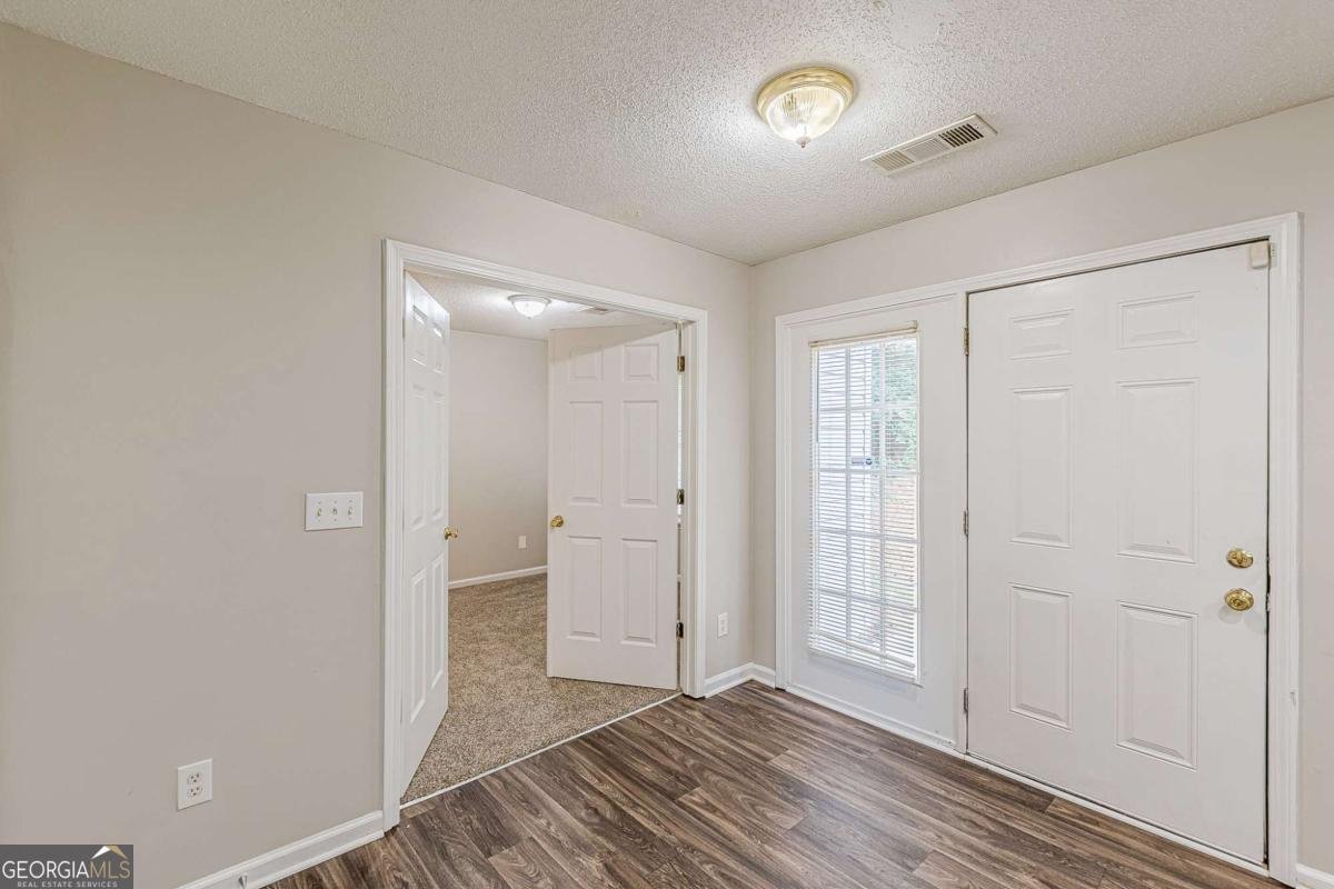 5850 Sable Glen Road Atlanta - 7