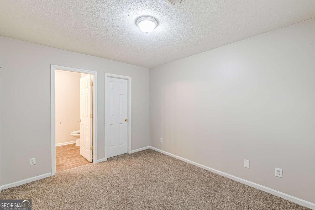 5850 Sable Glen Road Atlanta - 9