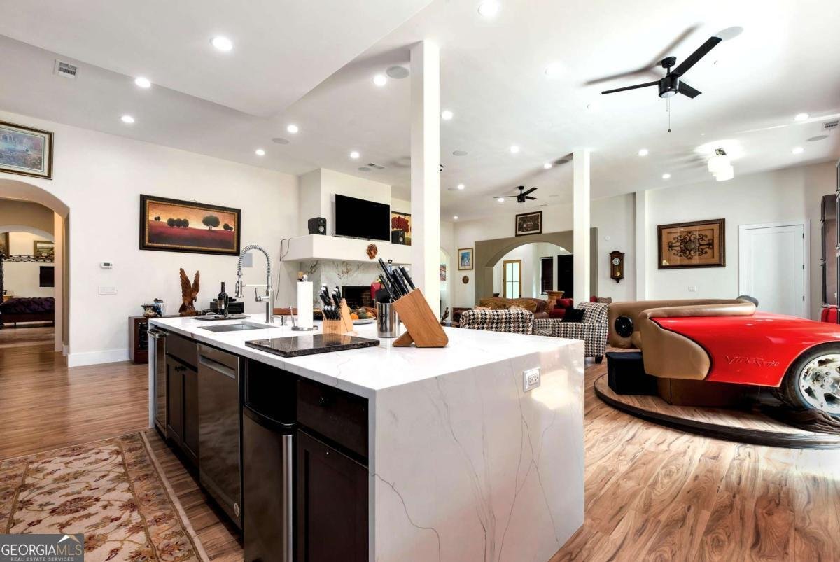 1197 Dee Kennedy Road Auburn - 14