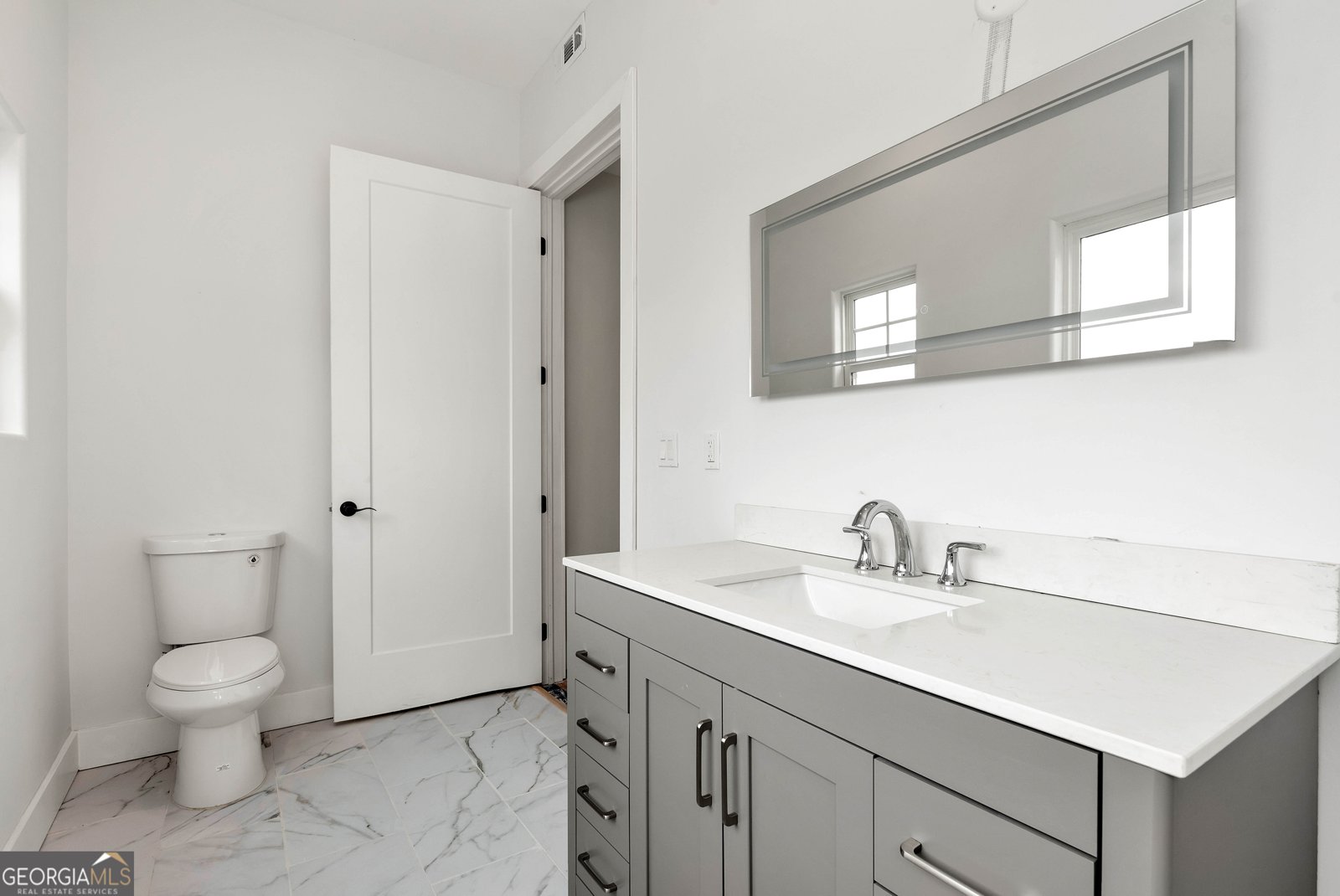 1197 Dee Kennedy Road Auburn - 30