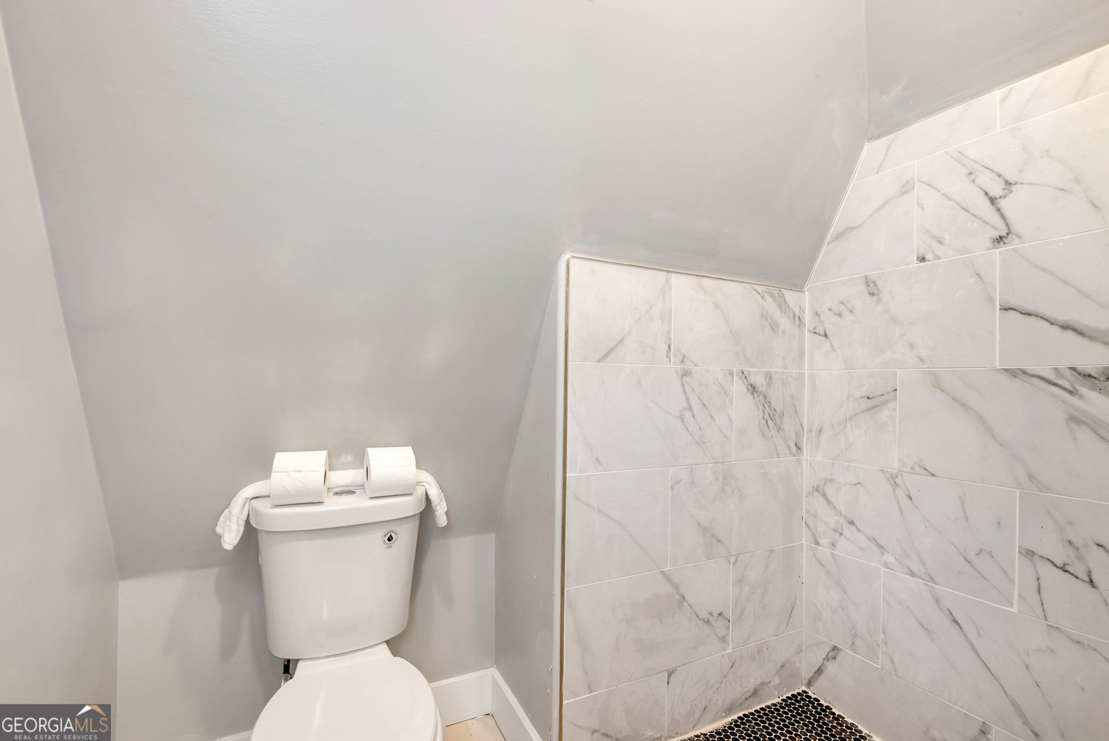1197 Dee Kennedy Road Auburn - 38