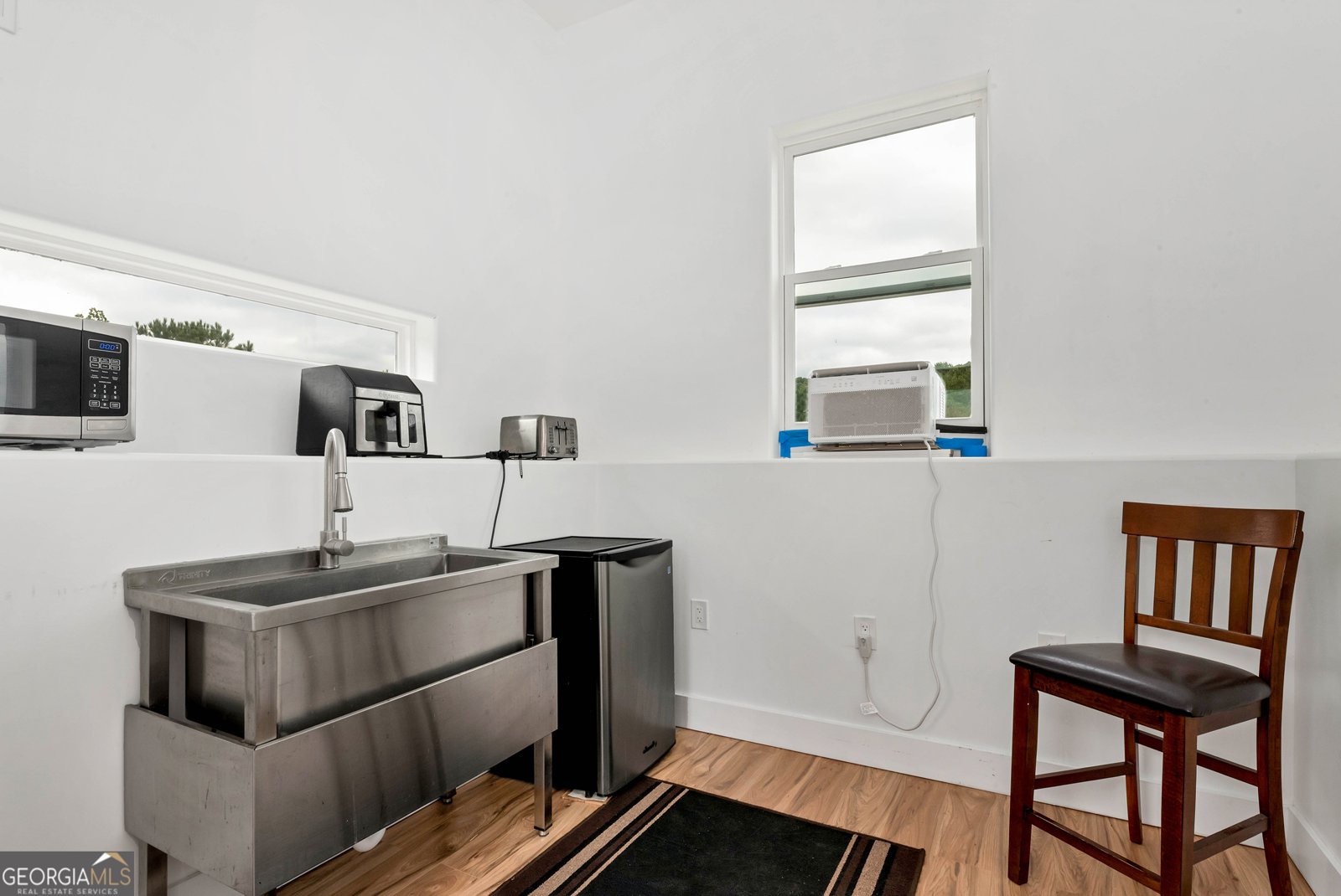 1197 Dee Kennedy Road Auburn - 41