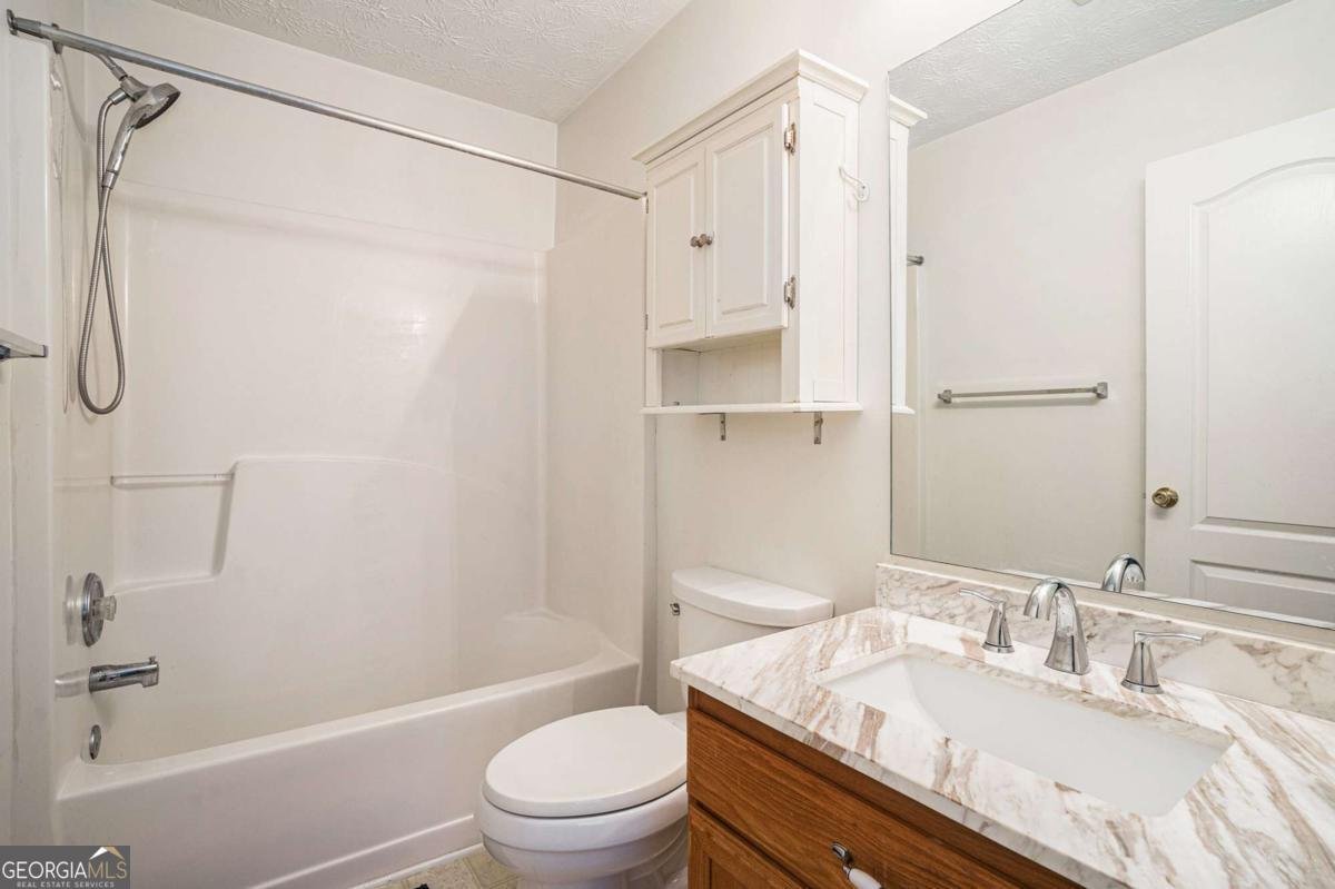 3047 Fields Drive Stonecrest - 12
