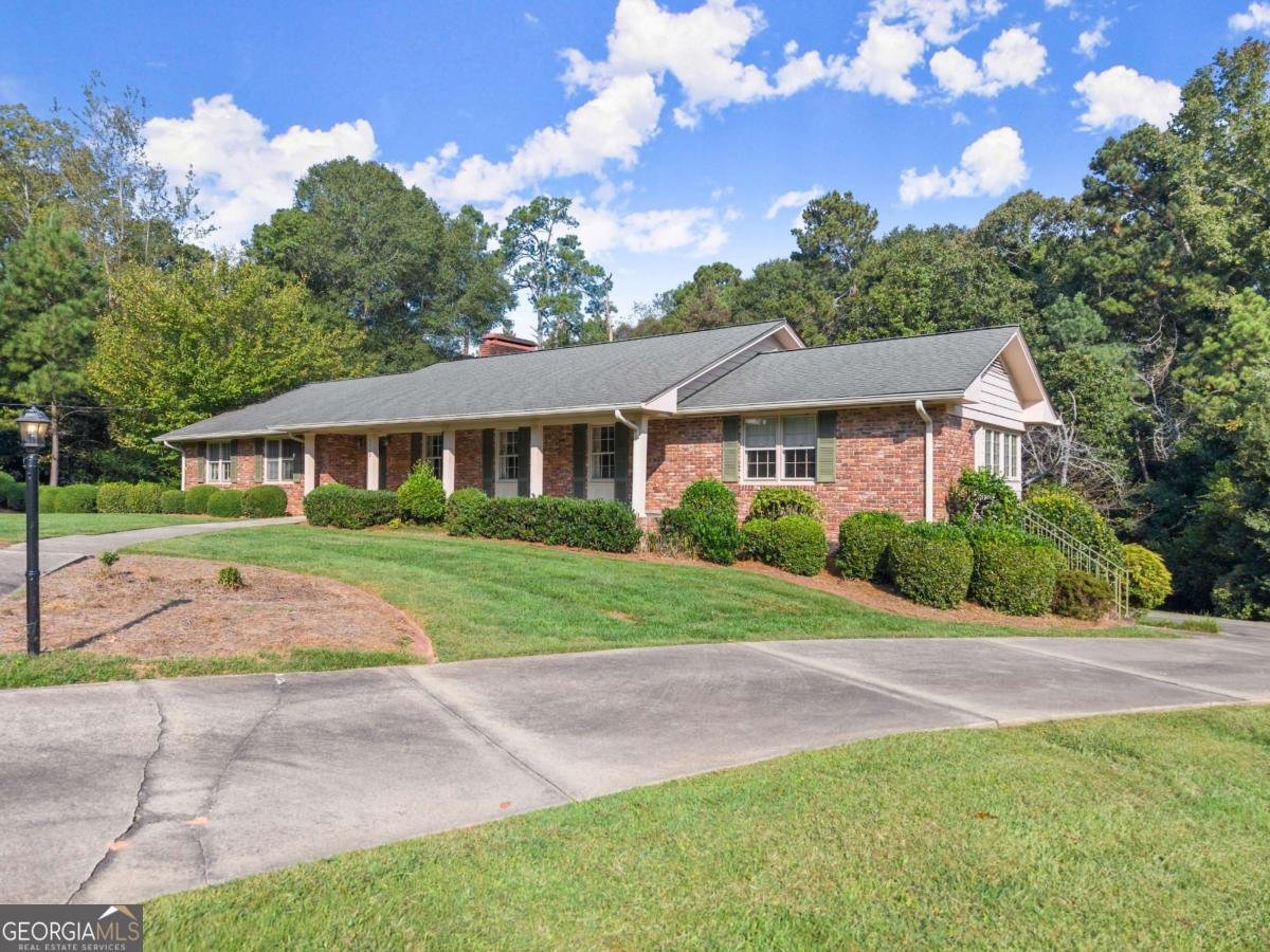 1352 Burns Drive Gainesville - 4
