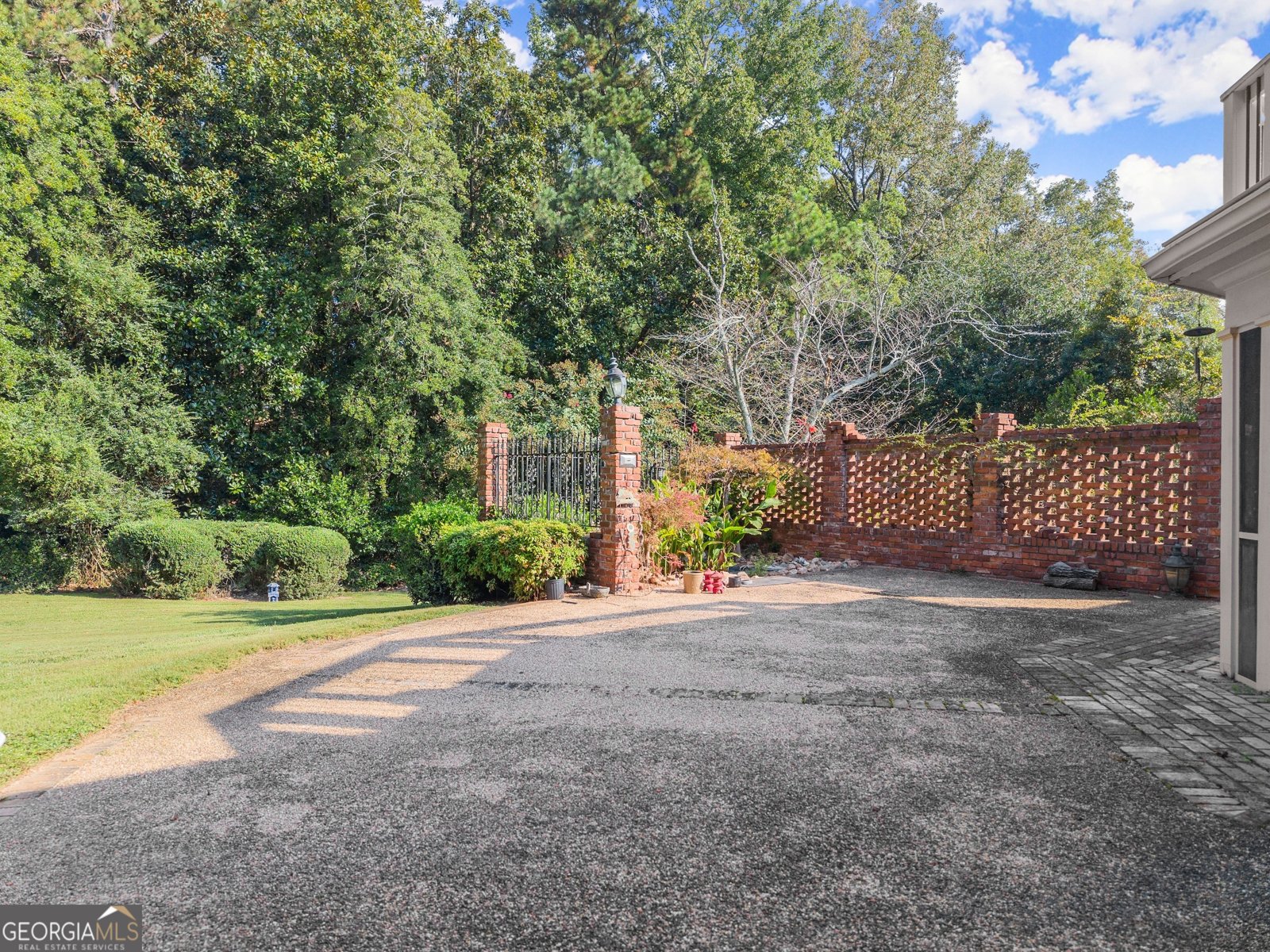 1352 Burns Drive Gainesville - 40