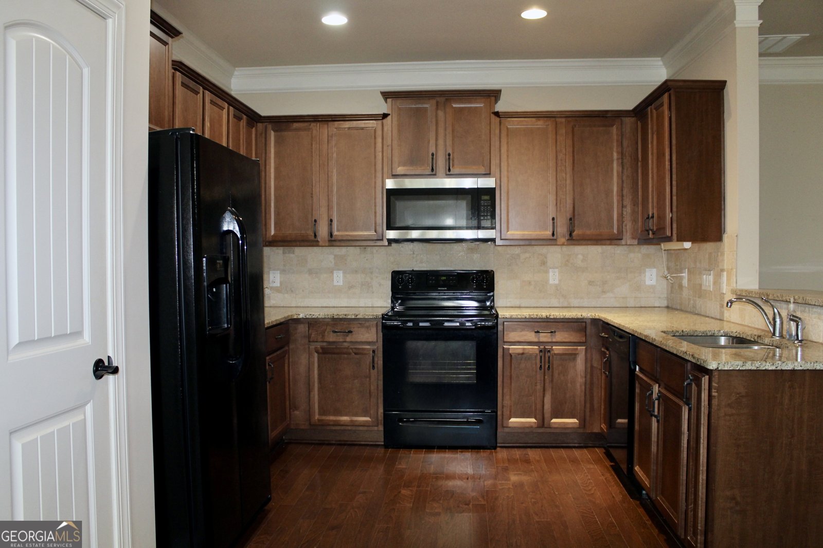 855 Ideal Place Winder - 12