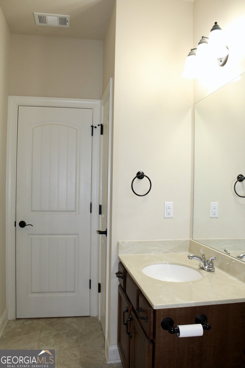 855 Ideal Place Winder - 23