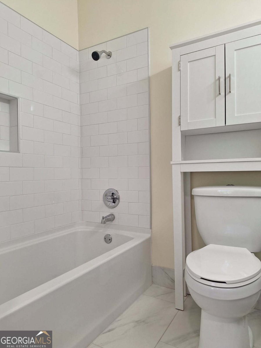 713 Ave H West Point - 24