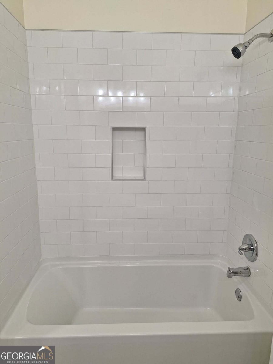 713 Ave H West Point - 25