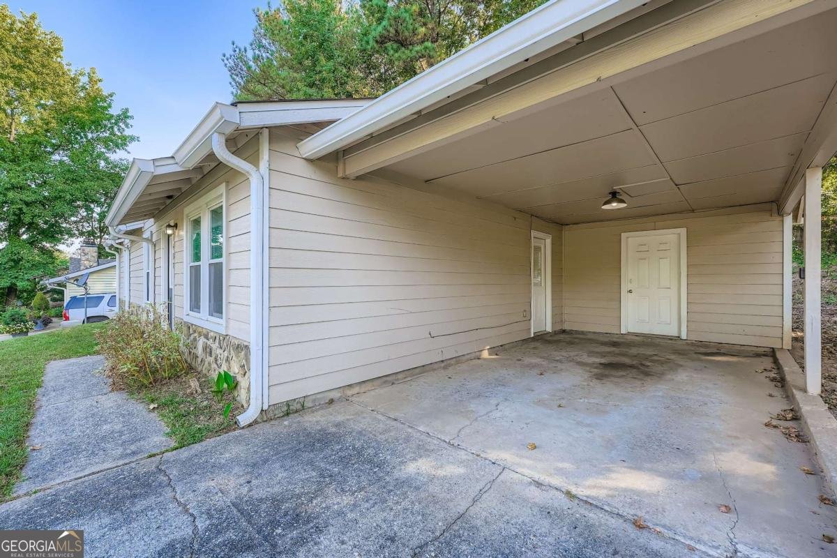 1437 Roman Point Drive Norcross - 27