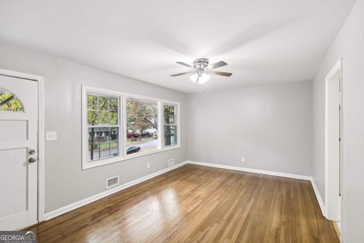 2804 Dearwood Drive Atlanta - 23