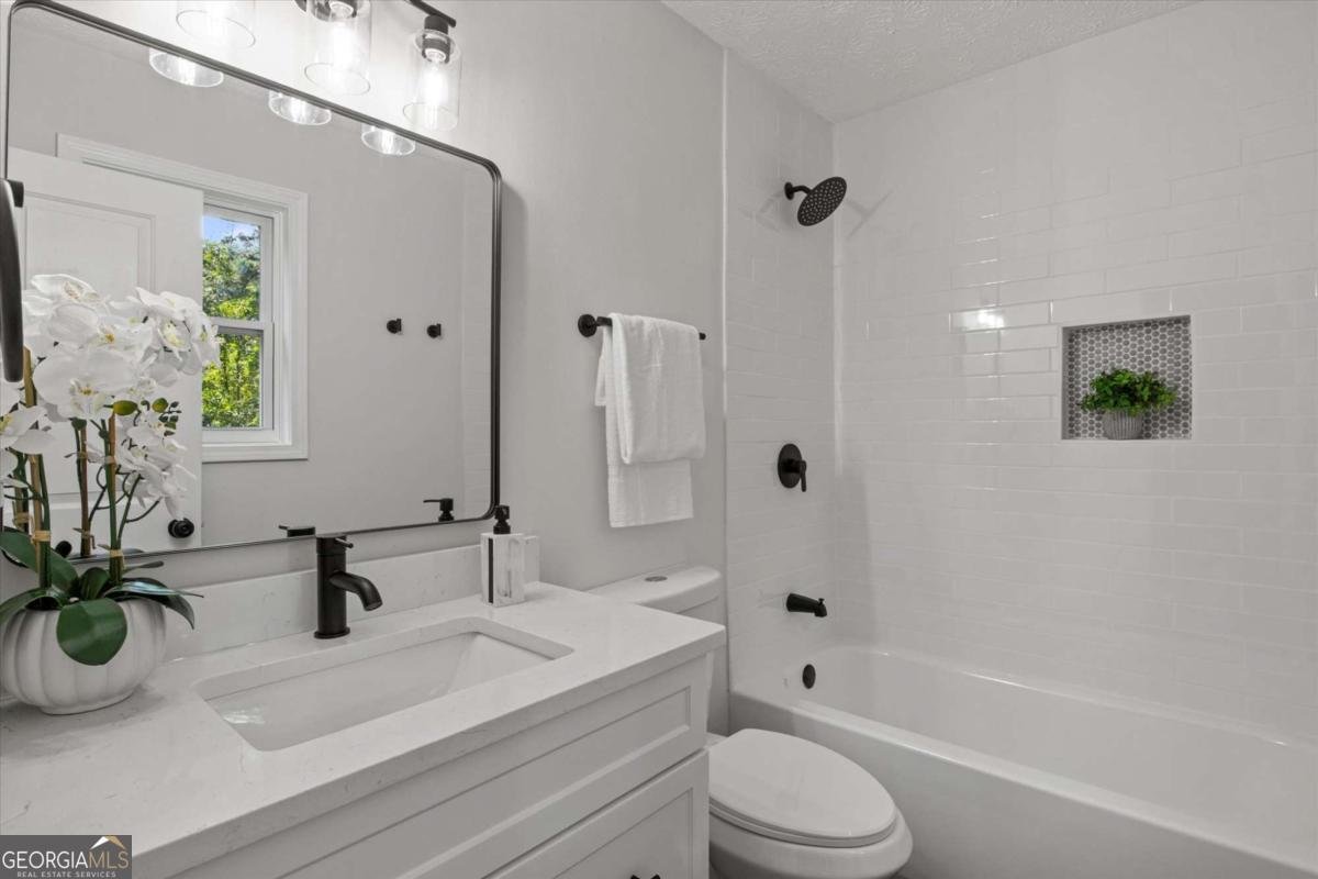 3778 Glen Mora Drive Decatur - 23