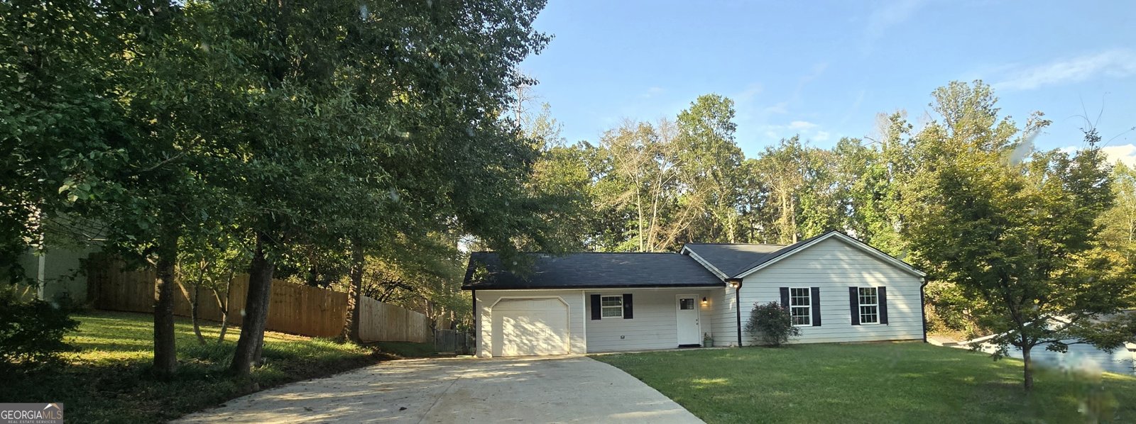 915 Navajo Trail Covington - 1