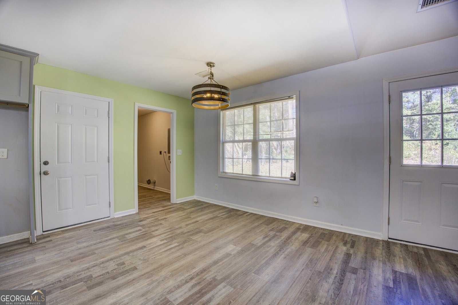 915 Navajo Trail Covington - 18