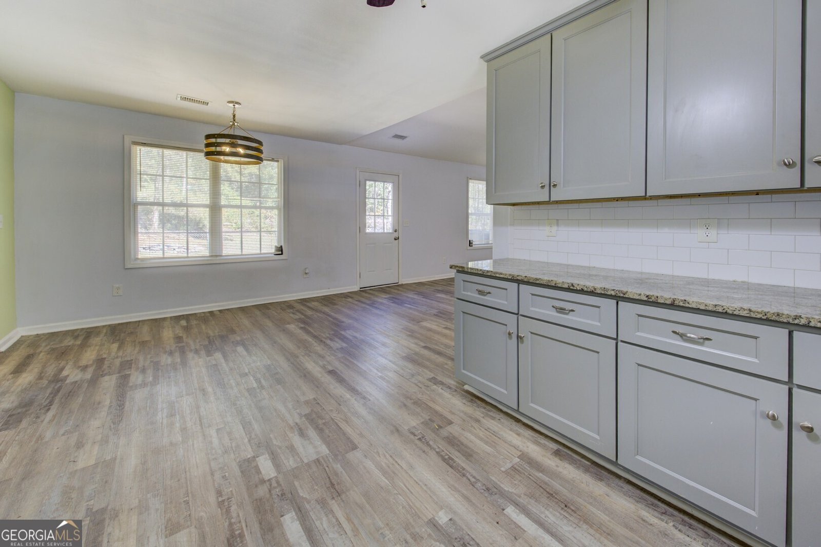 915 Navajo Trail Covington - 23