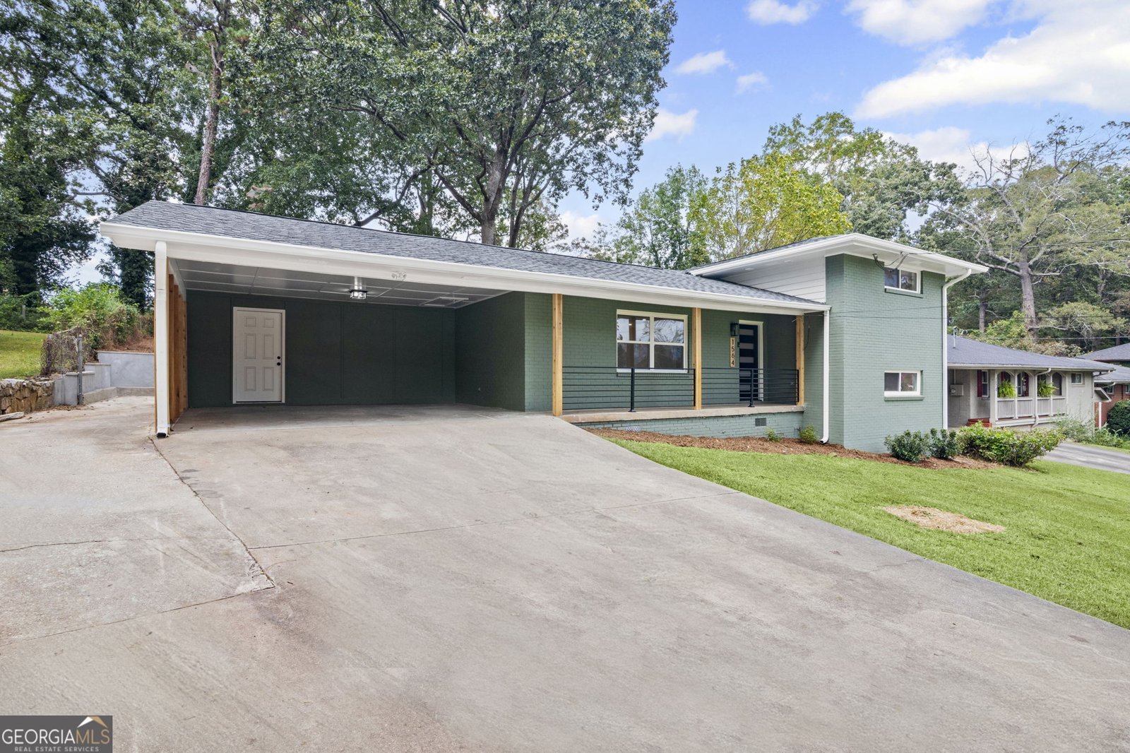 1564 Boulderwoods Drive Atlanta - 2