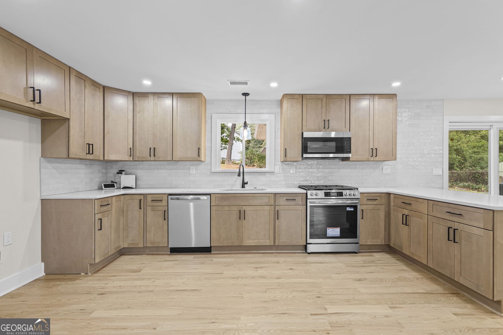 1564 Boulderwoods Drive Atlanta - 4