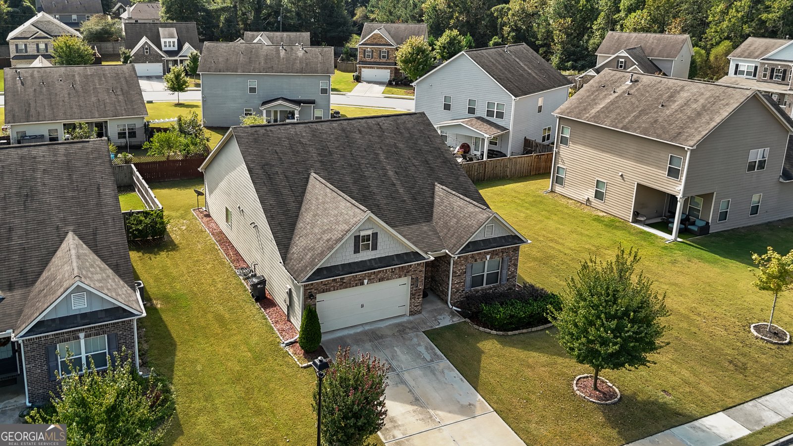 1125 SYCAMORE CREEK Trail Sugar Hill - 35