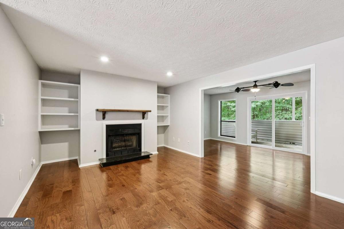 907 Wynnes Ridge Circle Marietta - 4