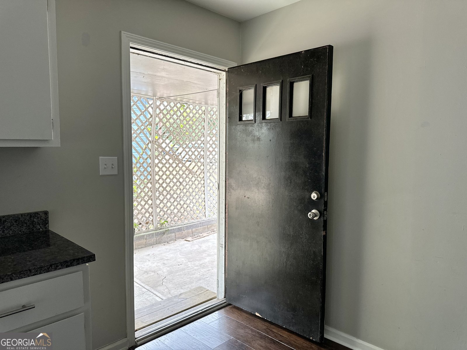 170 Royal Court Athens - 11