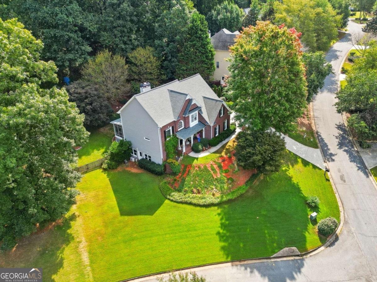 1905 Barrett Drive Cumming - 14