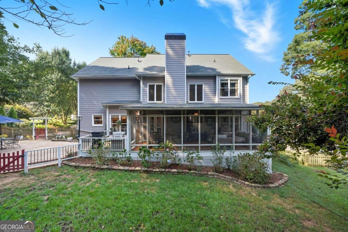 1905 Barrett Drive Cumming - 46