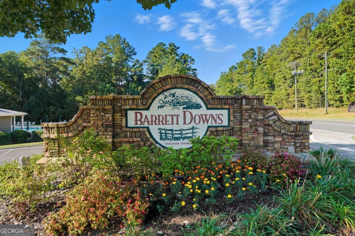 1905 Barrett Drive Cumming - 53