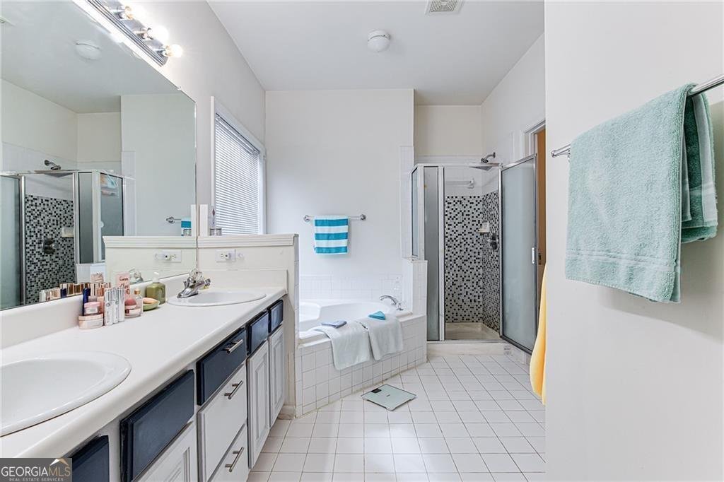 3912 MAPLE TREE Court Loganville - 14
