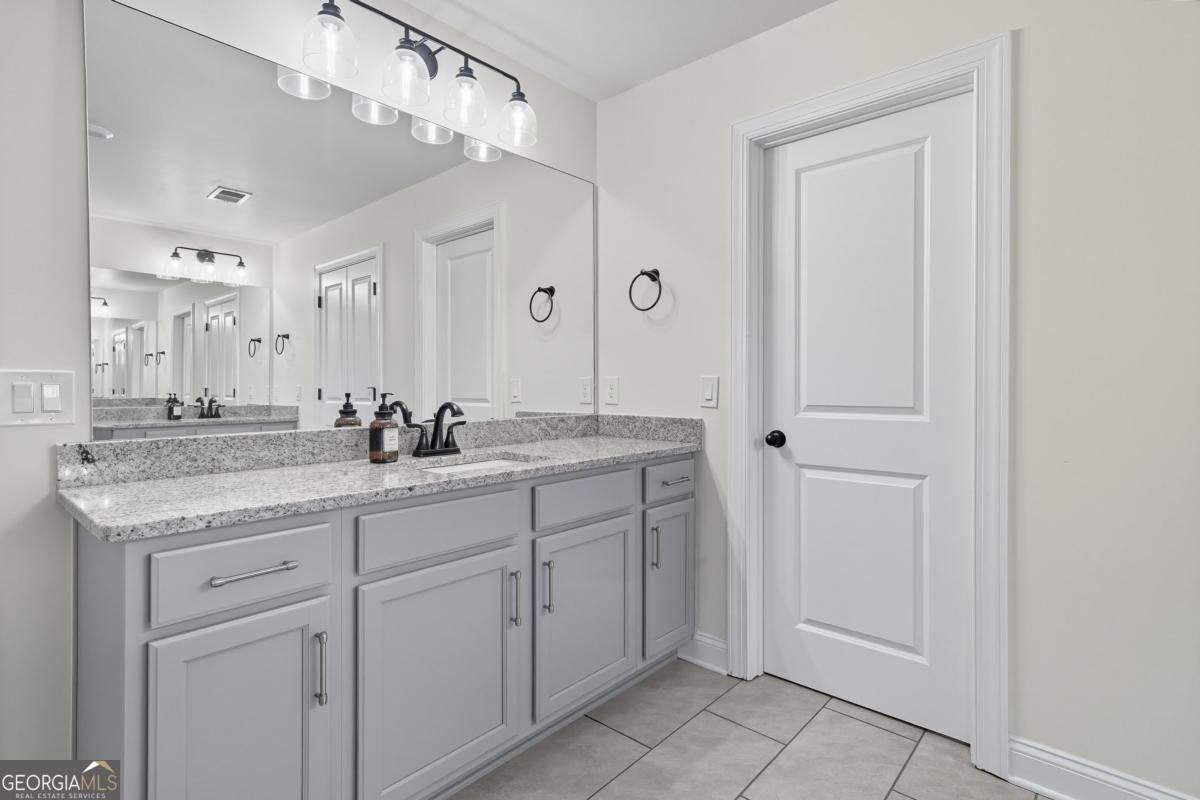 4225 Gunnerson Lane Kennesaw - 27