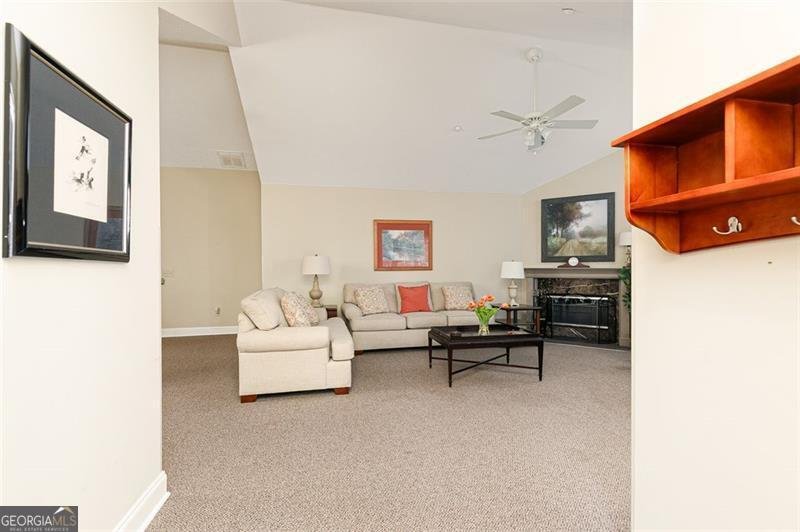 927 Burnt Hickory Circle Marietta - 6