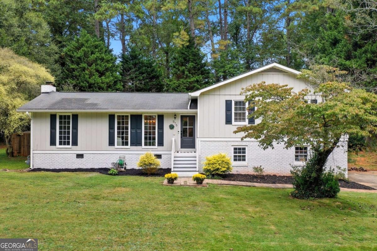 975 Tanglewood Trail Woodstock - 1