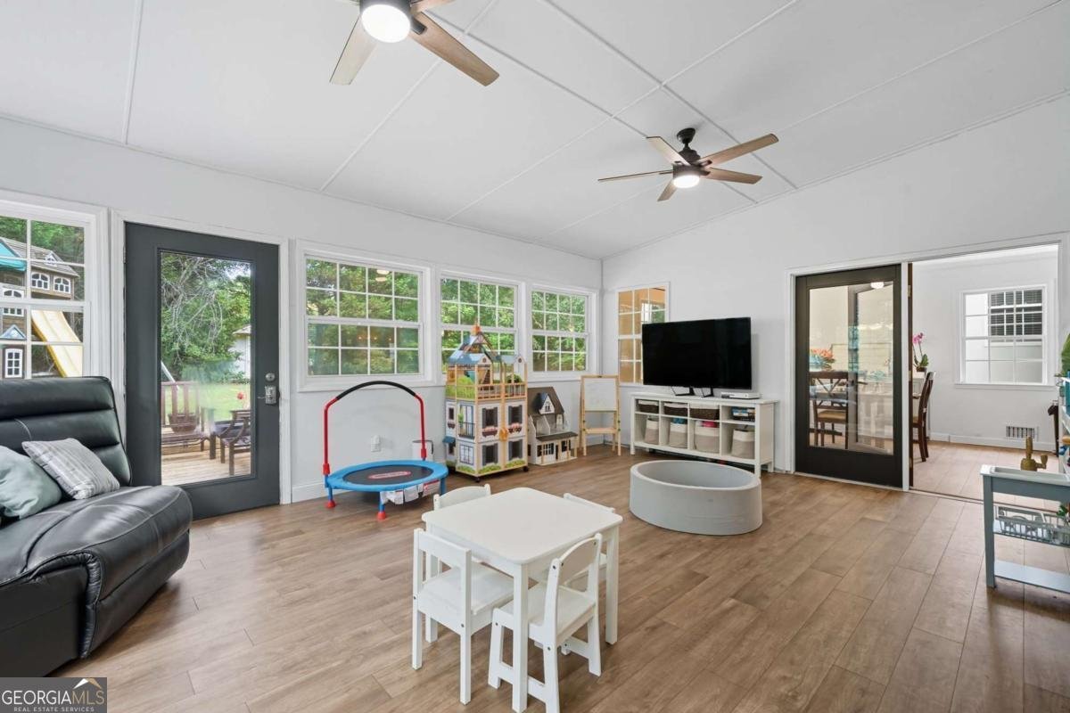 975 Tanglewood Trail Woodstock - 17