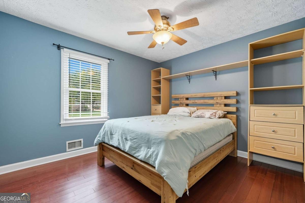 975 Tanglewood Trail Woodstock - 27