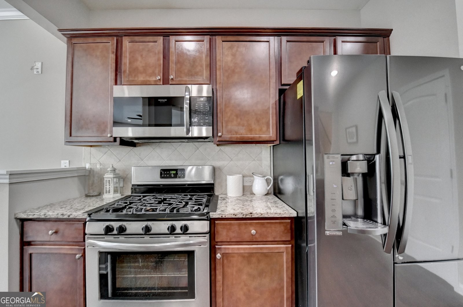 1155 HAMPTON OAKS Drive Alpharetta - 19