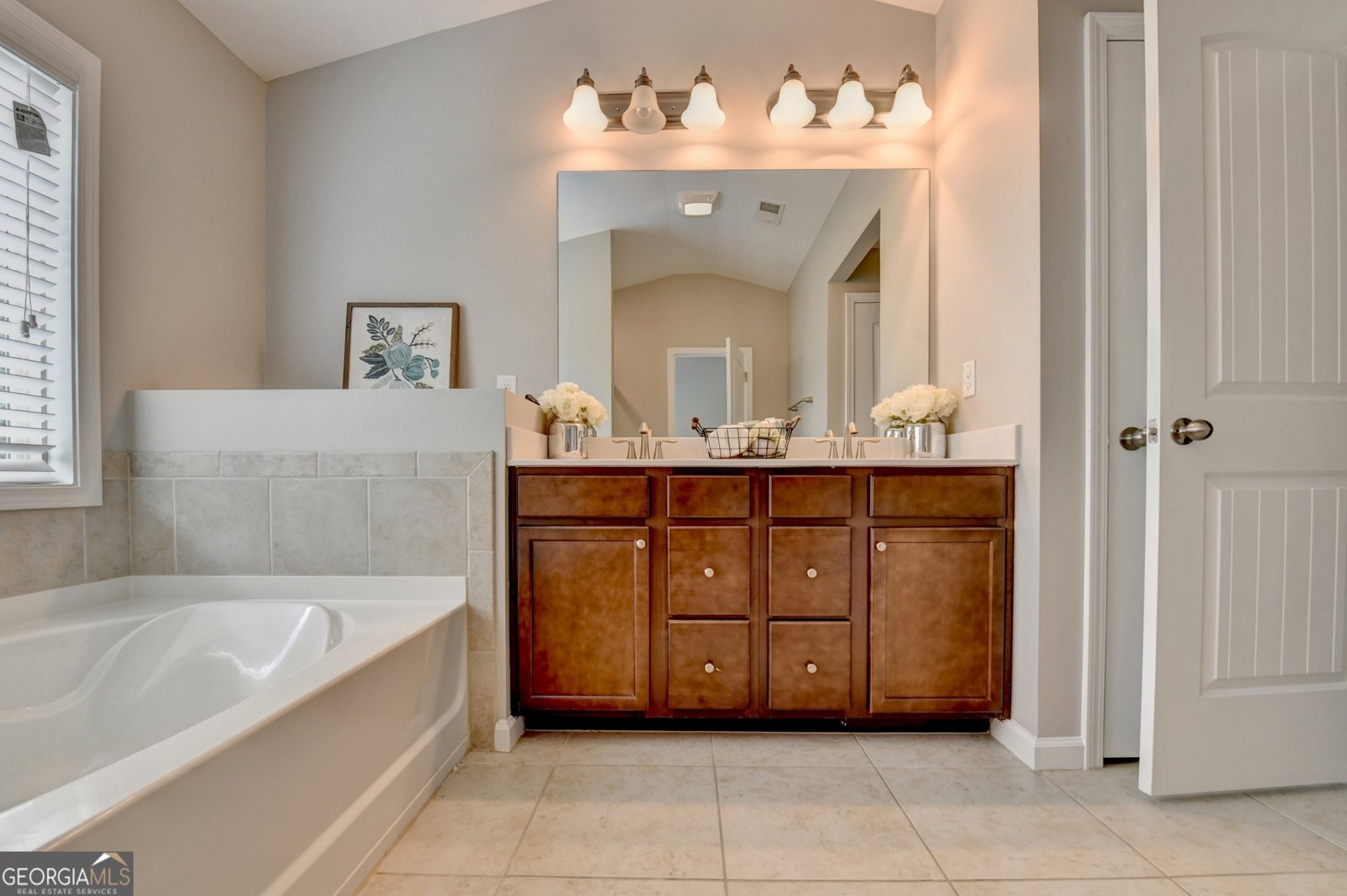 1155 HAMPTON OAKS Drive Alpharetta - 29