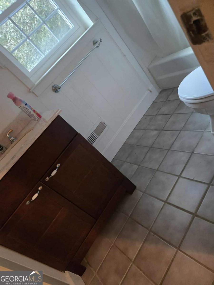 2615 Barnesville Highway Thomaston - 33