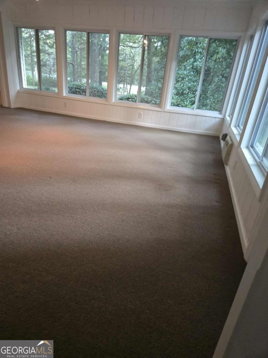 2615 Barnesville Highway Thomaston - 38