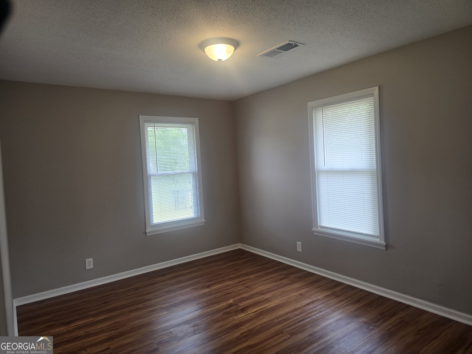 317 BARNETT Washington - 24